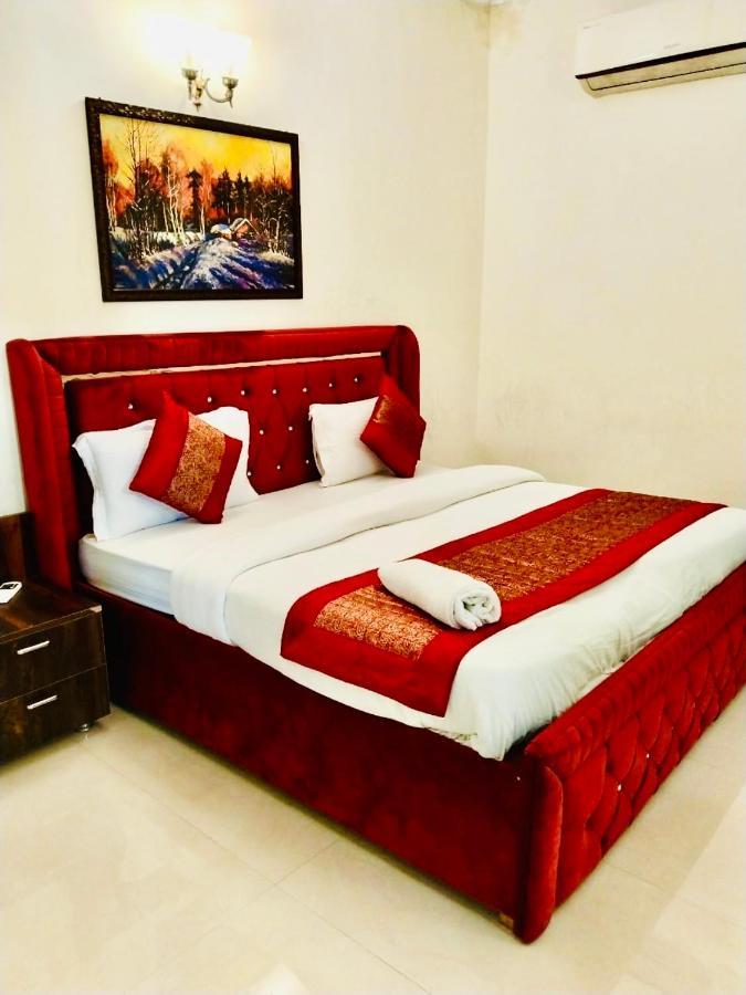 Fortune Home Service Apartment 2Bhk,E28 Saket 2A New Delhi Eksteriør bilde